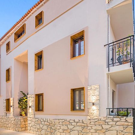 Achatis Suites Херсонісос Екстер'єр фото
