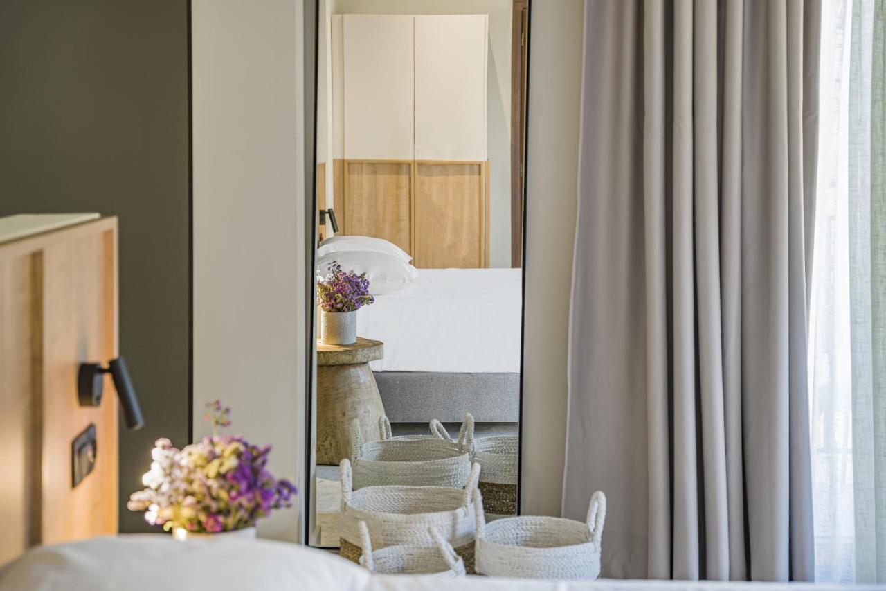 Achatis Suites Херсонісос Екстер'єр фото