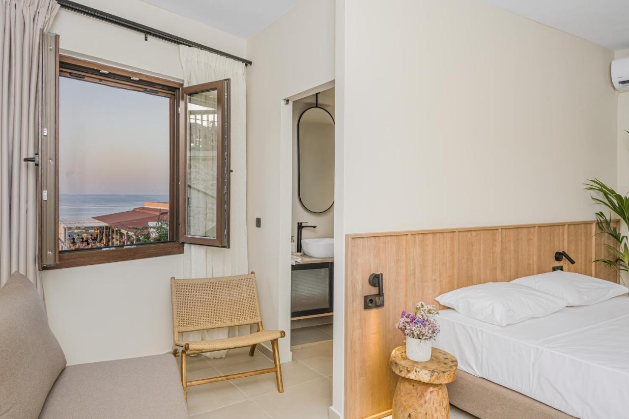 Achatis Suites Херсонісос Екстер'єр фото
